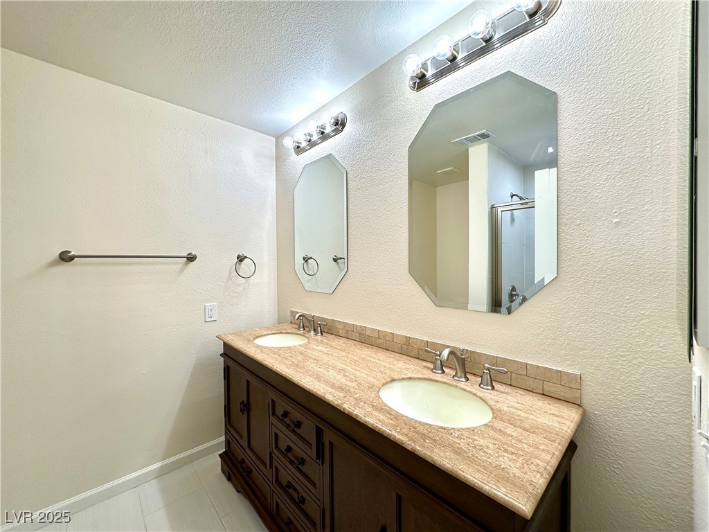 6341 Brea Boulevard Property Photo 17
