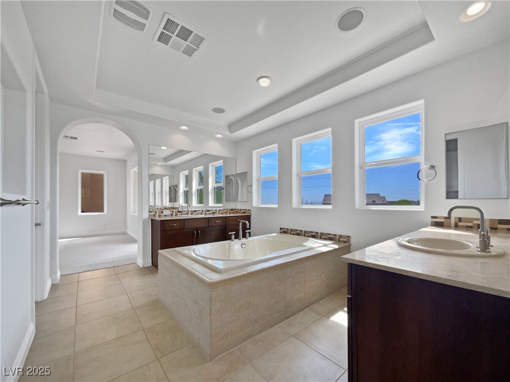 10715 Lenore Park Court Property Photo 7