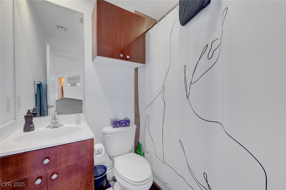 1166 East Carson Avenue Property Photo 9