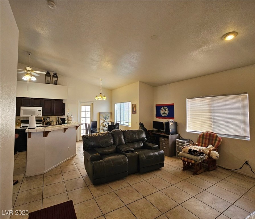5225 West Reno Avenue 215 Property Photo 3