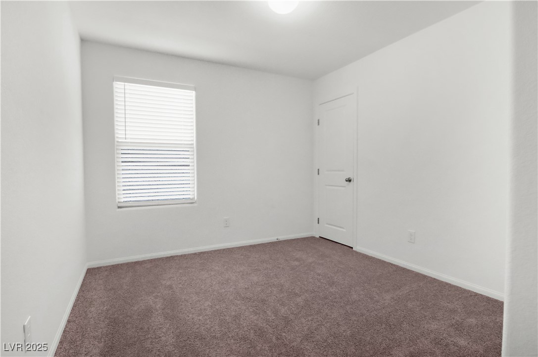 6022 S. Tomsik Street Property Photo 5