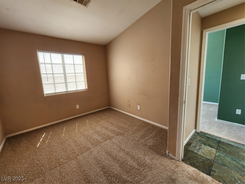 1920 Hodgenville Street 102 Property Photo 21