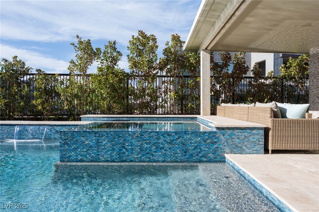 10756 Steel Ridge Court Property Photo 30