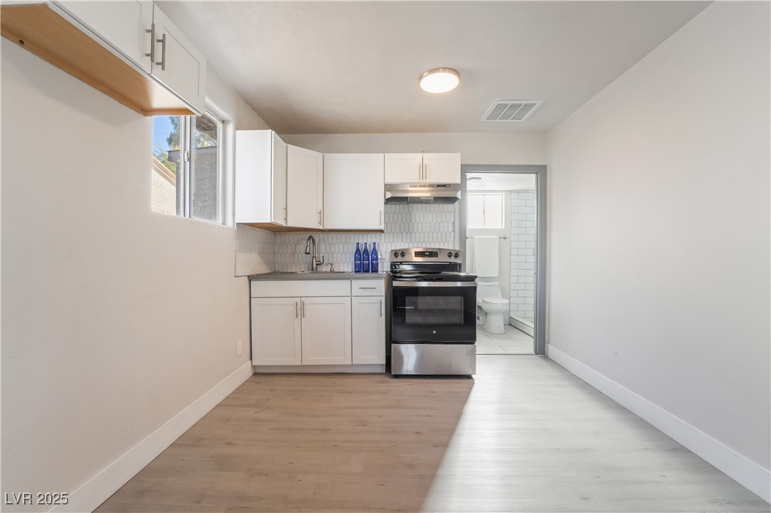 1720 Hassett Avenue Property Photo 25