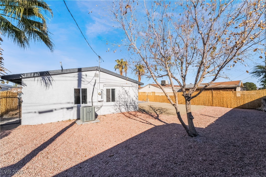 1720 Hassett Avenue Property Photo 35