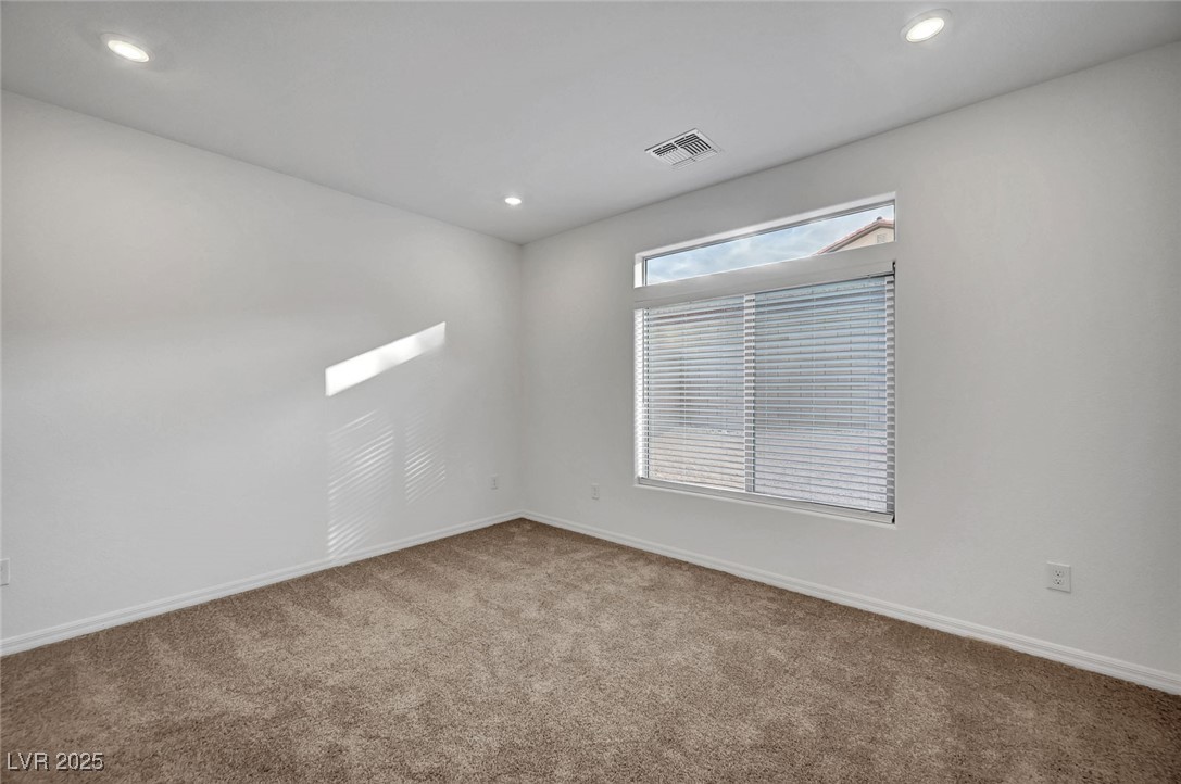 7495 Knights Crossing Avenue Property Photo 8