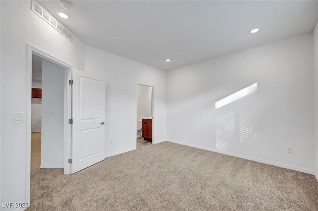 7495 Knights Crossing Avenue Property Photo 9