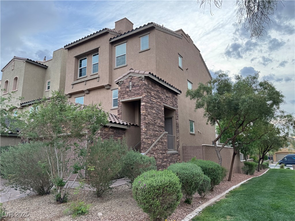 355 Gracious Way Property Photo