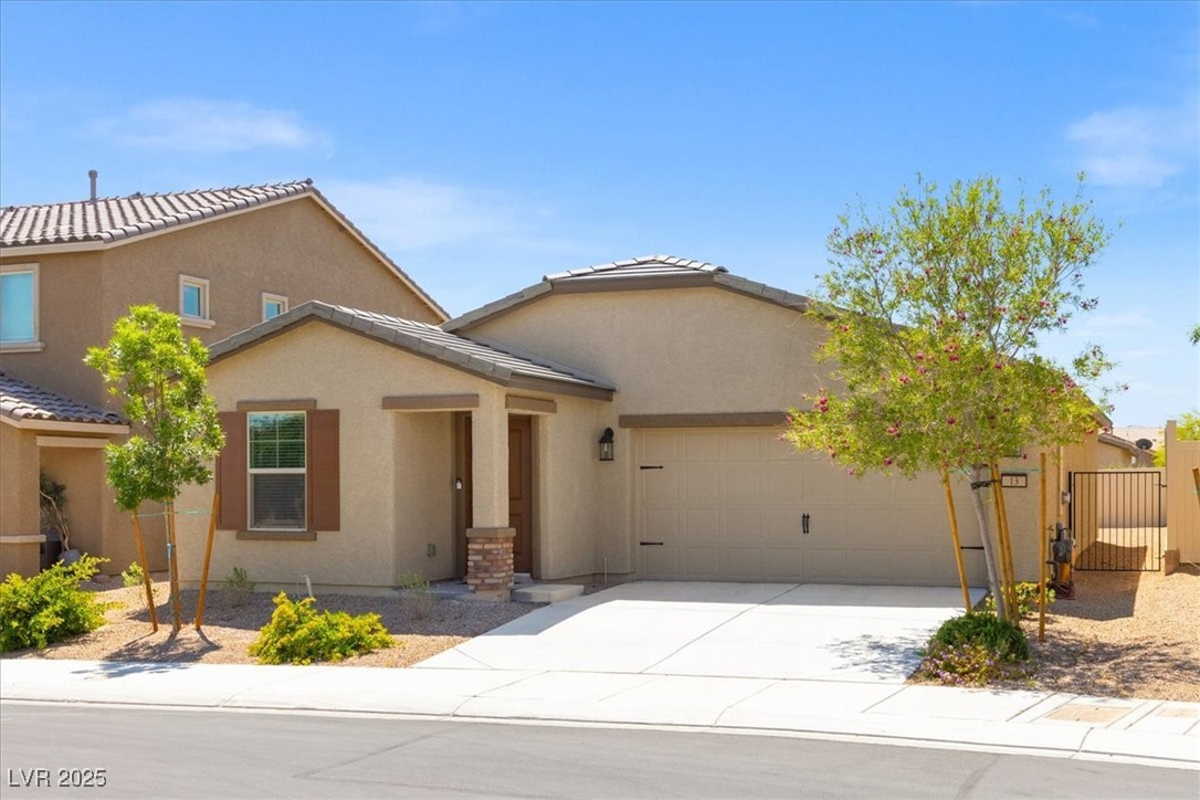 13 Deseo Court Property Photo 2