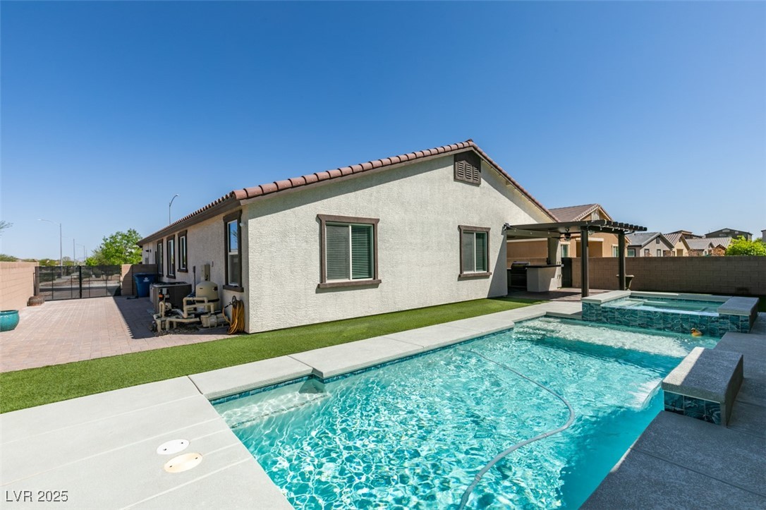 7821 Mazarine Street Property Photo 45