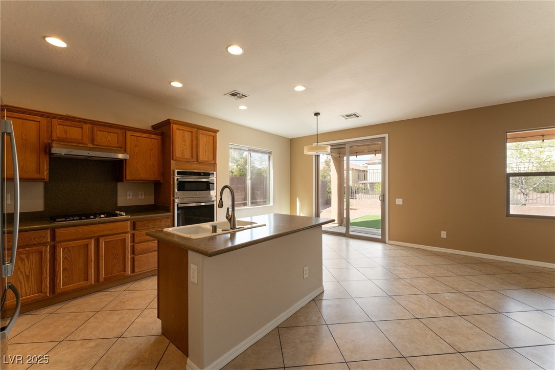 2532 Bechamel Place Property Photo 4