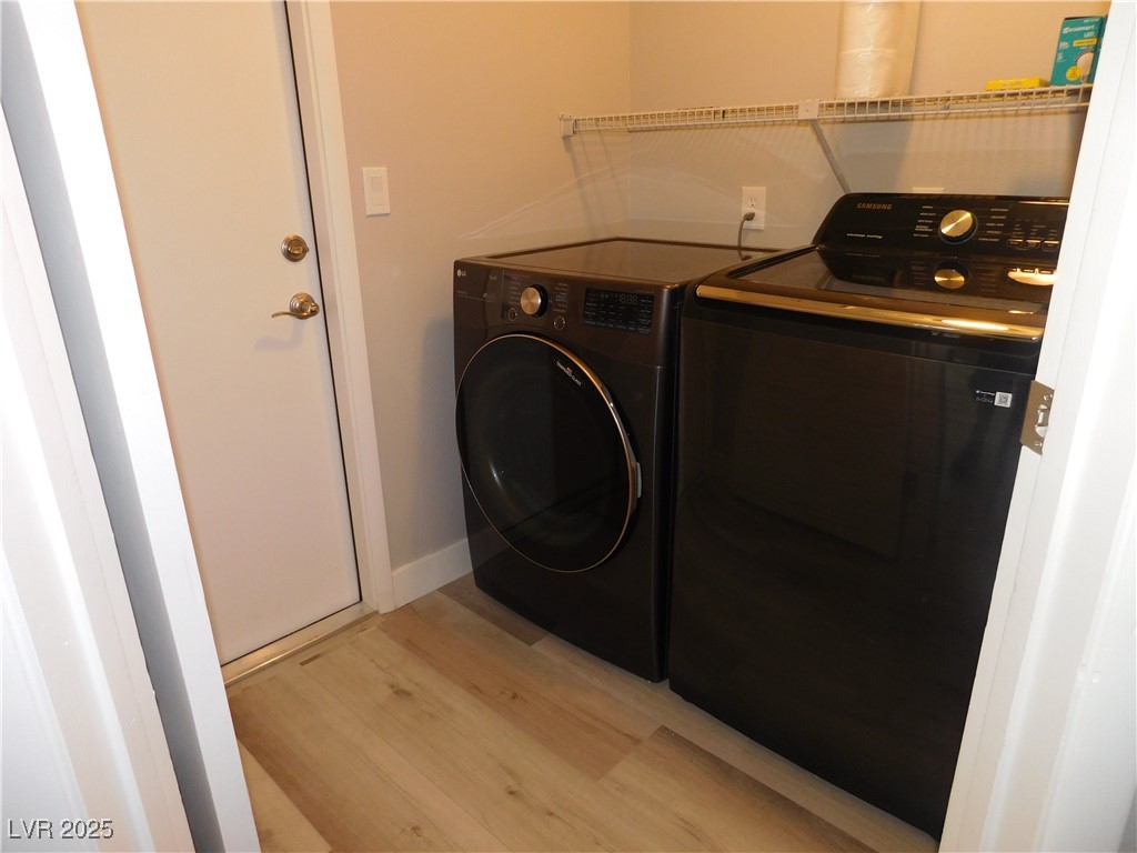 8640 Portofino Court Property Photo 13
