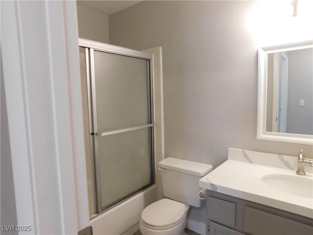 8640 Portofino Court Property Photo 16