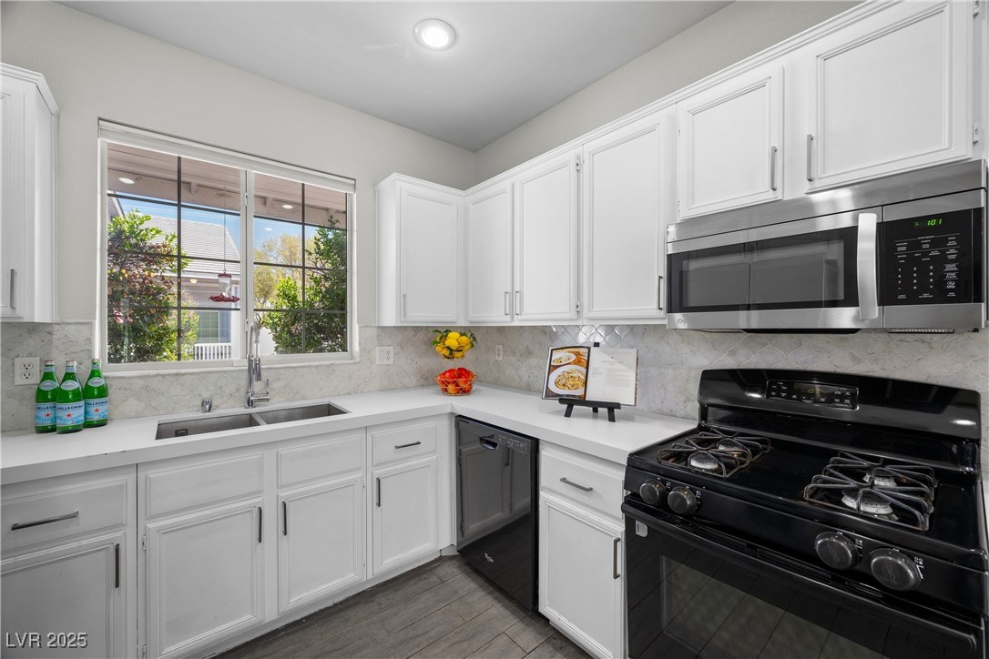 10342 Cherry Brook Street Property Photo 6