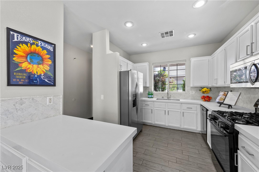10342 Cherry Brook Street Property Photo 8