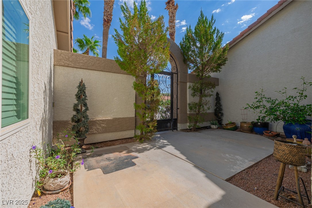 2250 Bowie Circle Property Photo 7