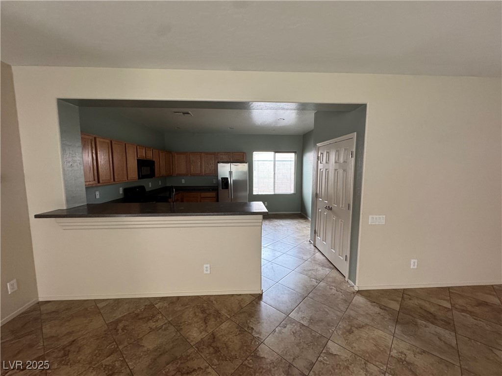 2671 Lochleven Way Property Photo 15