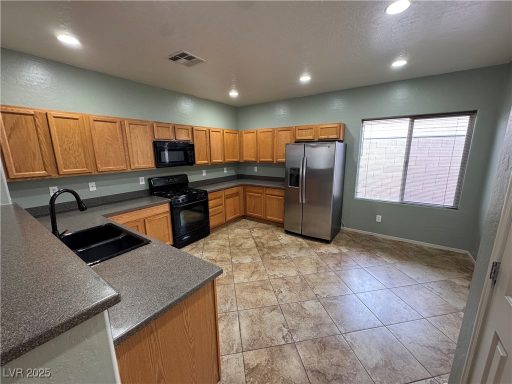 2671 Lochleven Way Property Photo 17
