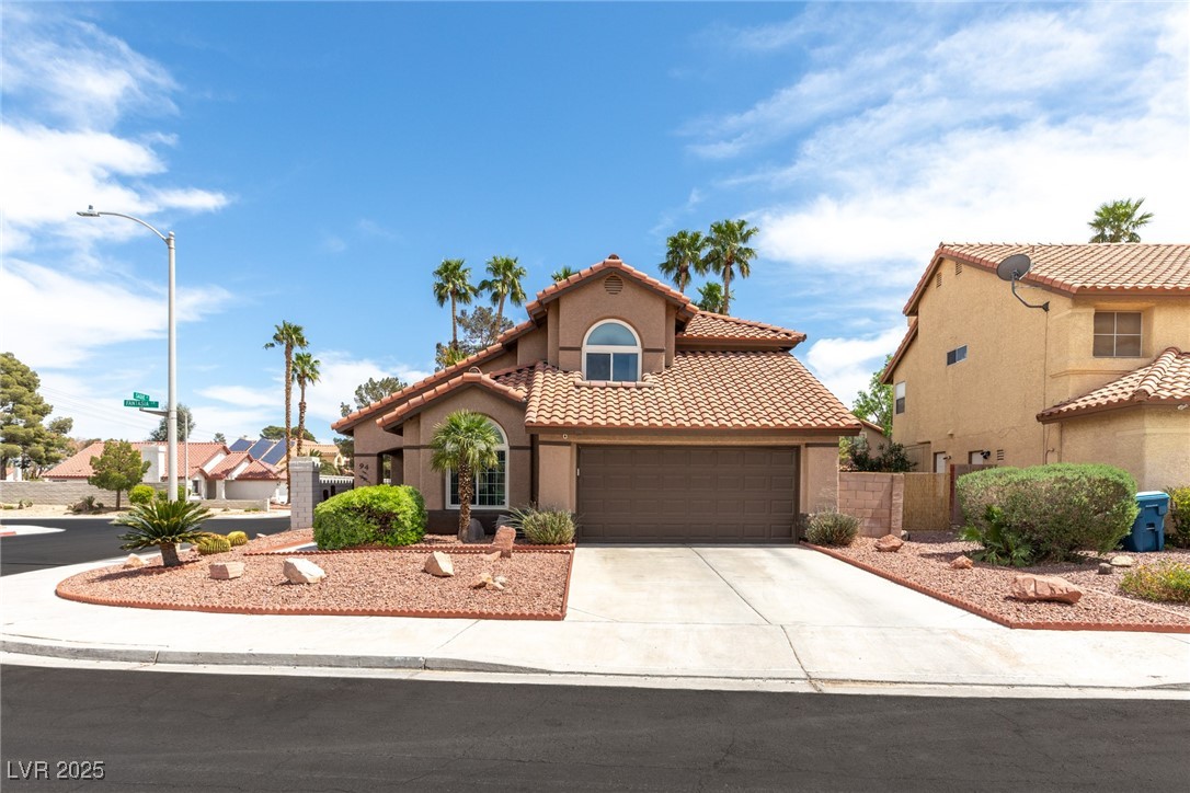 94 Fantasia Lane Property Photo