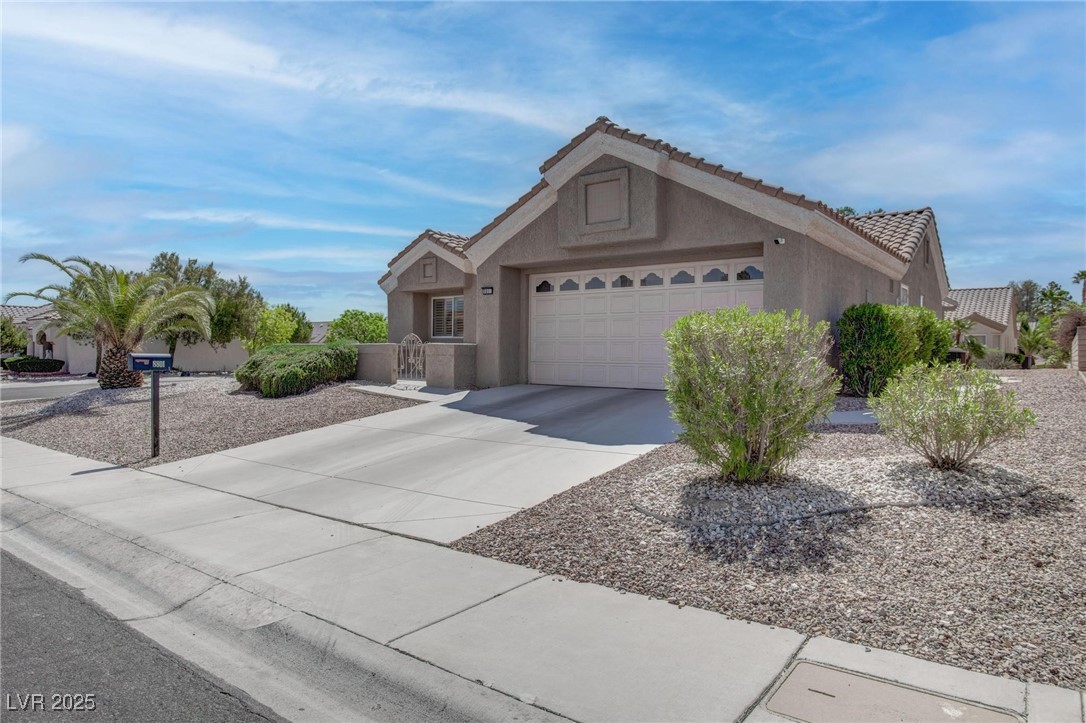 8801 Villa Ridge Drive Property Photo 2