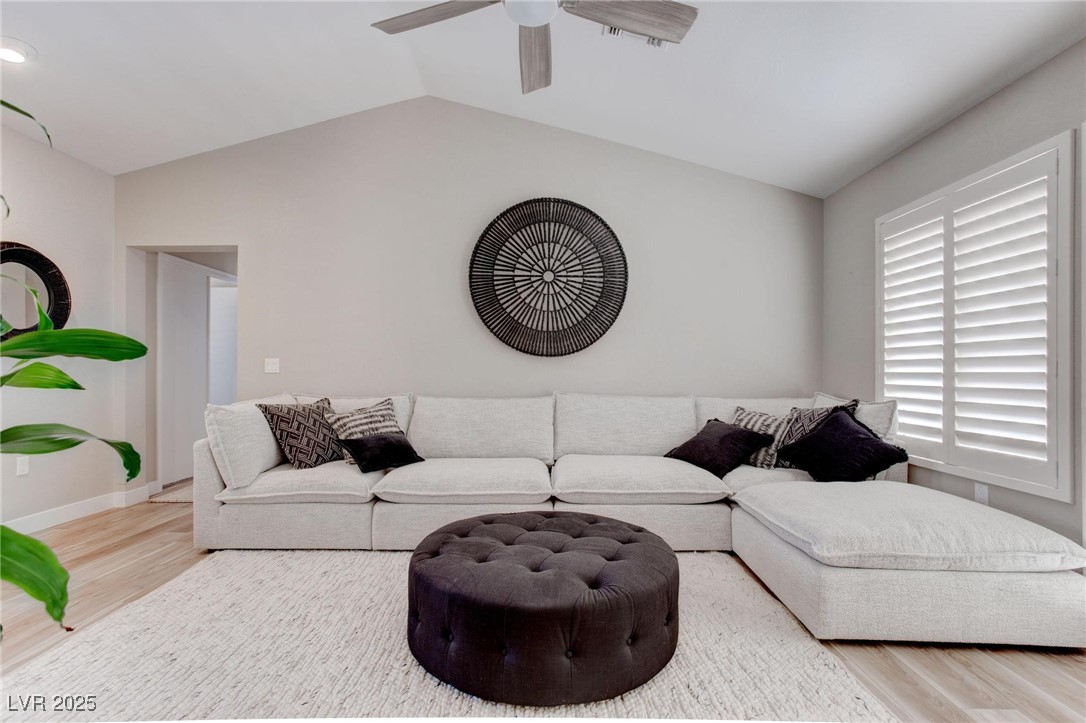 8801 Villa Ridge Drive Property Photo 10