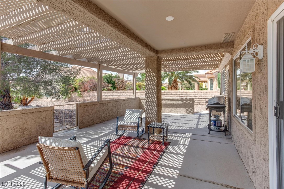 8801 Villa Ridge Drive Property Photo 28