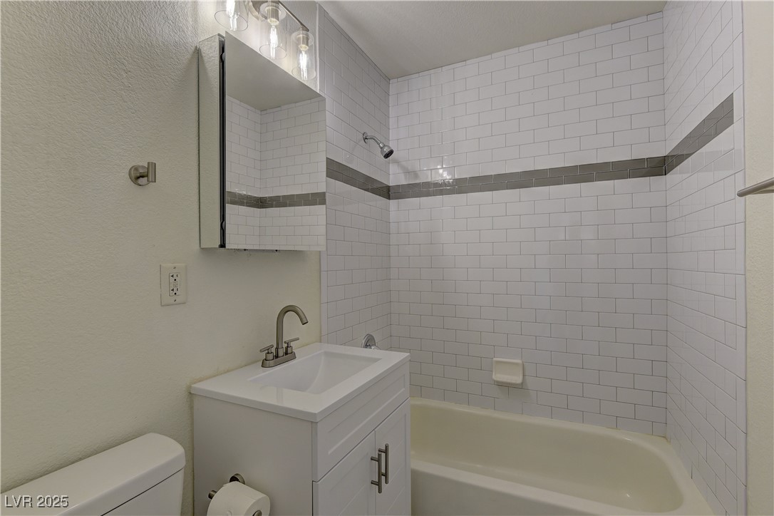27 Wyoming Avenue Property Photo 14