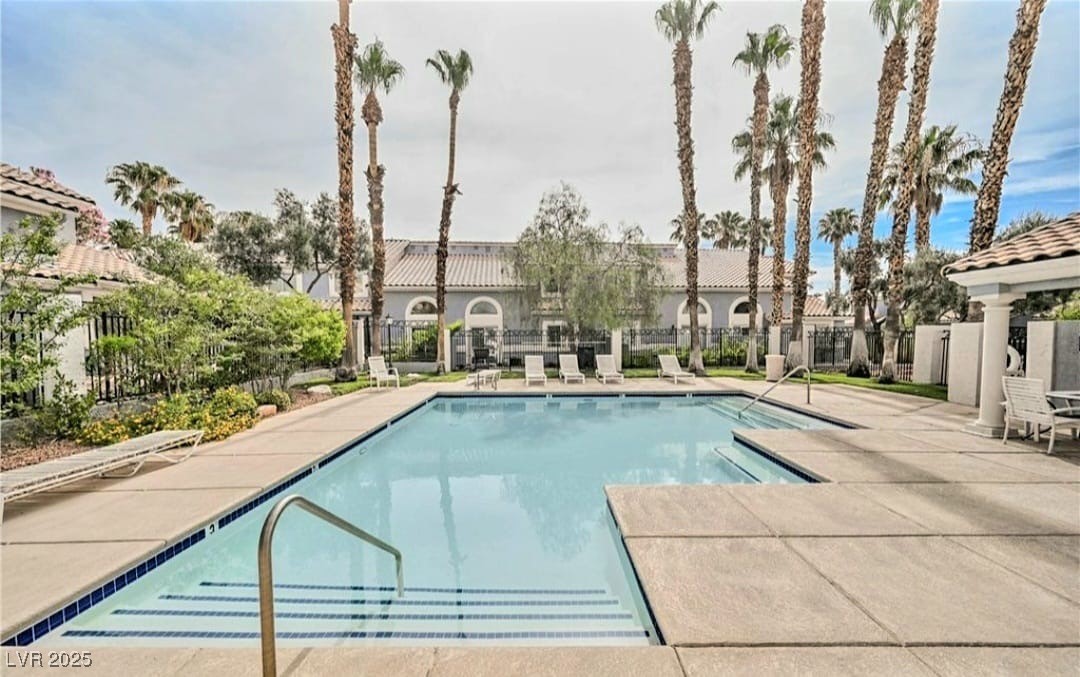 8440 Pacific Fountain Avenue Property Photo 3