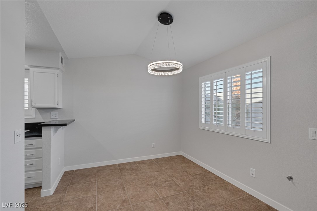 8440 Pacific Fountain Avenue Property Photo 12