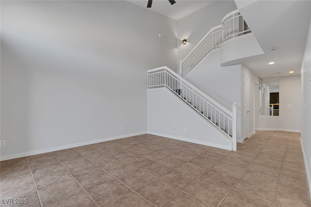 8440 Pacific Fountain Avenue Property Photo 13