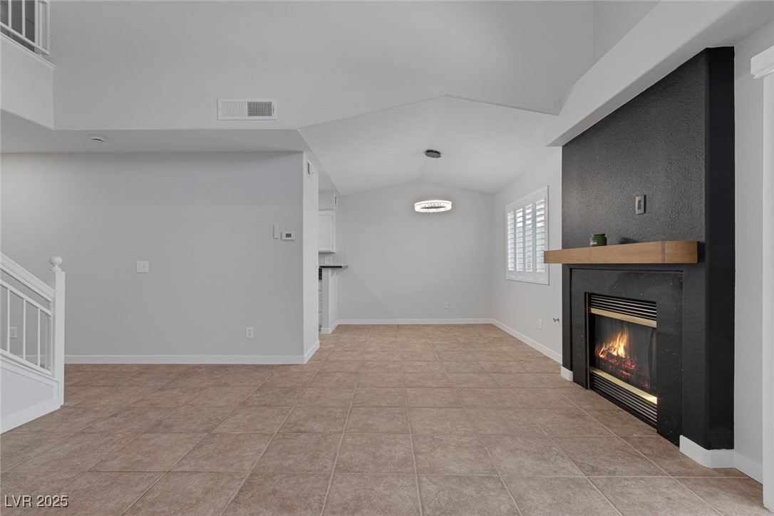 8440 Pacific Fountain Avenue Property Photo 14