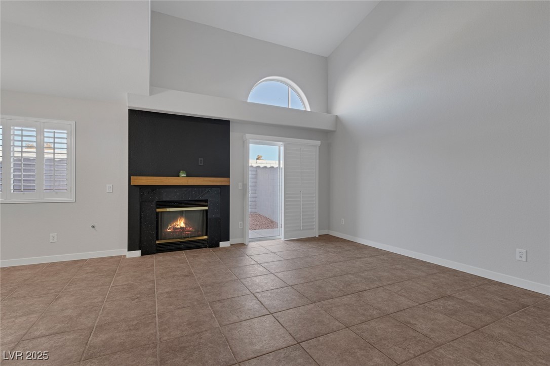 8440 Pacific Fountain Avenue Property Photo 15