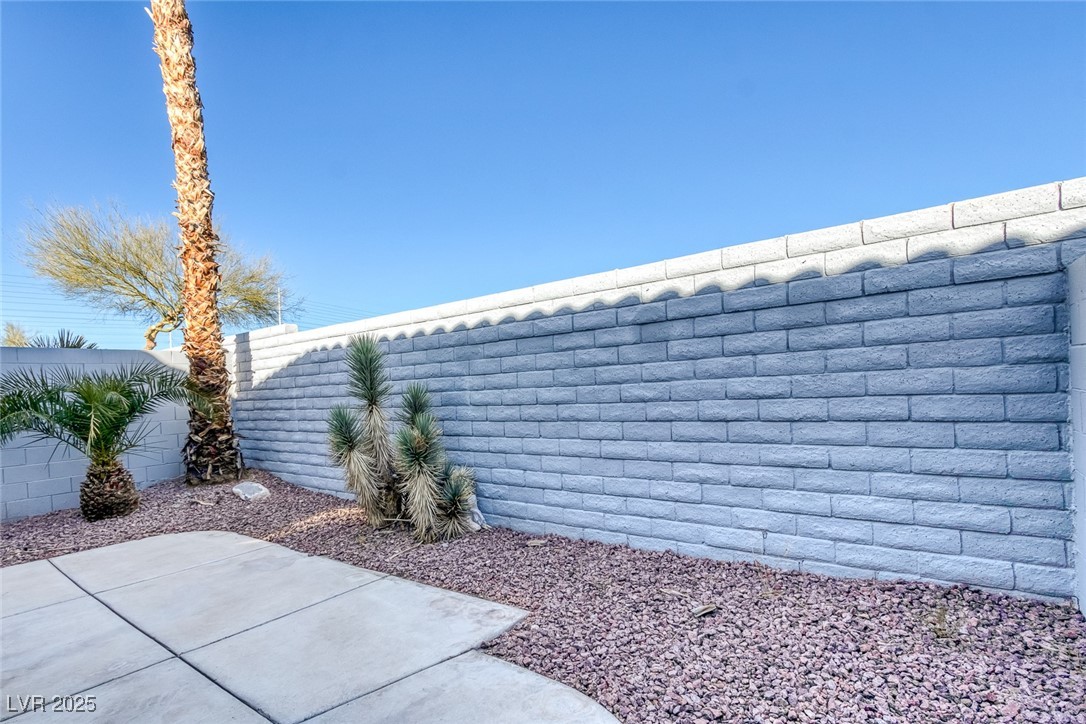 8440 Pacific Fountain Avenue Property Photo 29