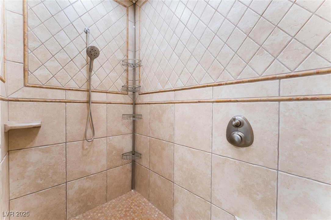 24 Via Vasari 204 Property Photo 30