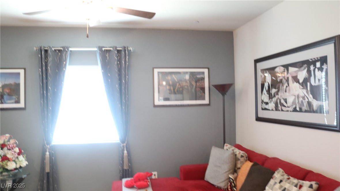 10269 Sequoia Falls Place Property Photo 13