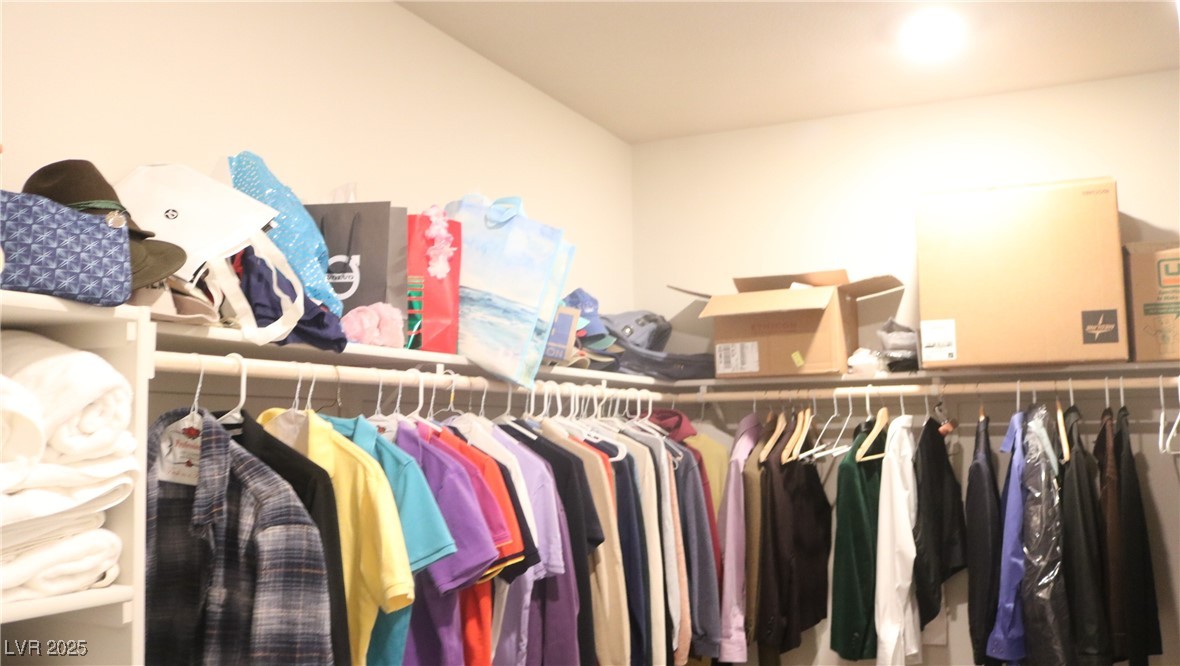 10269 Sequoia Falls Place Property Photo 25