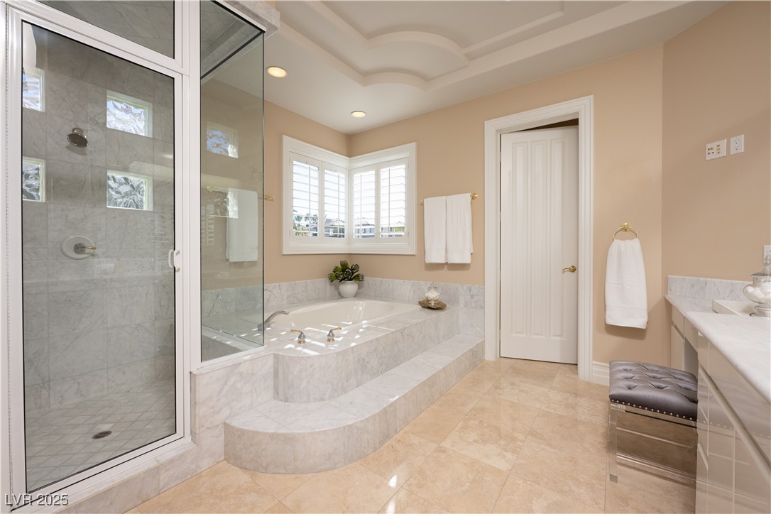 5020 Spanish Heights Drive Property Photo 33