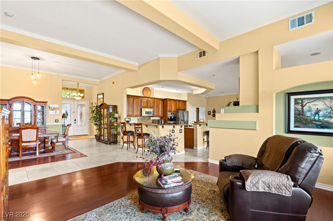 5940 Vizzi Court Property Photo 4