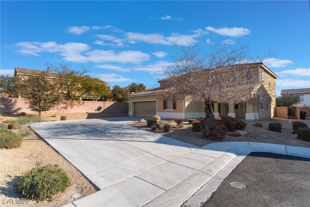 6640 April Bend Court Property Photo 2