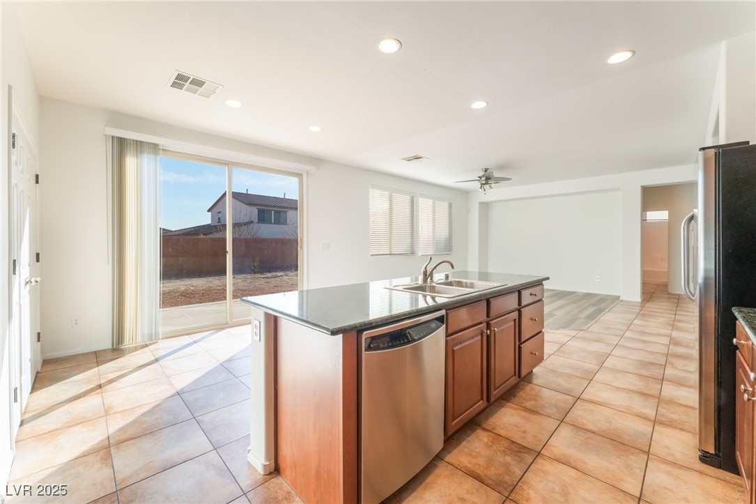 6640 April Bend Court Property Photo 8