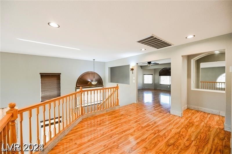 2 High Sierra Drive Property Photo 9