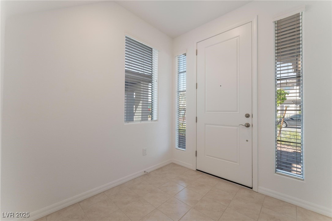 637 Soaring Wings Avenue Property Photo 5