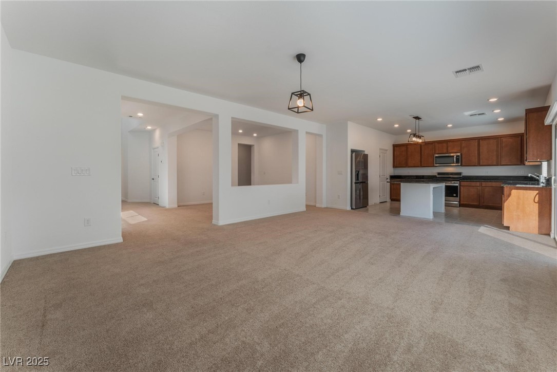 637 Soaring Wings Avenue Property Photo 8