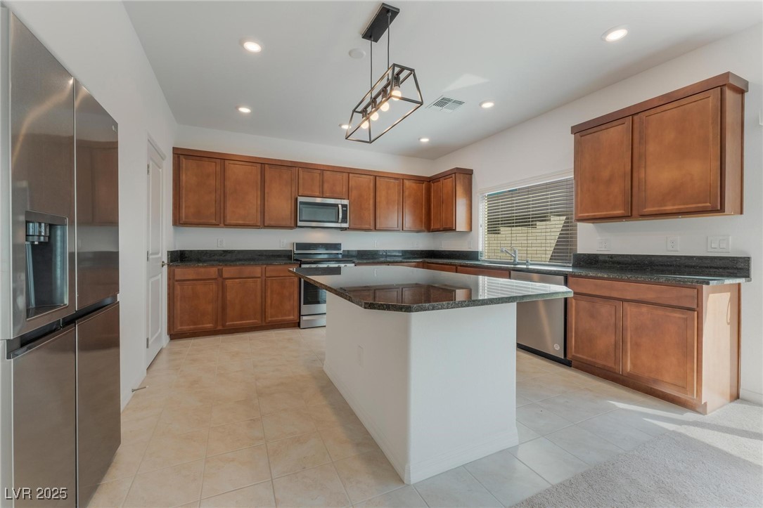 637 Soaring Wings Avenue Property Photo 13