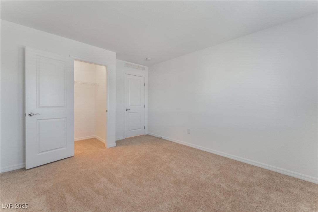 637 Soaring Wings Avenue Property Photo 25