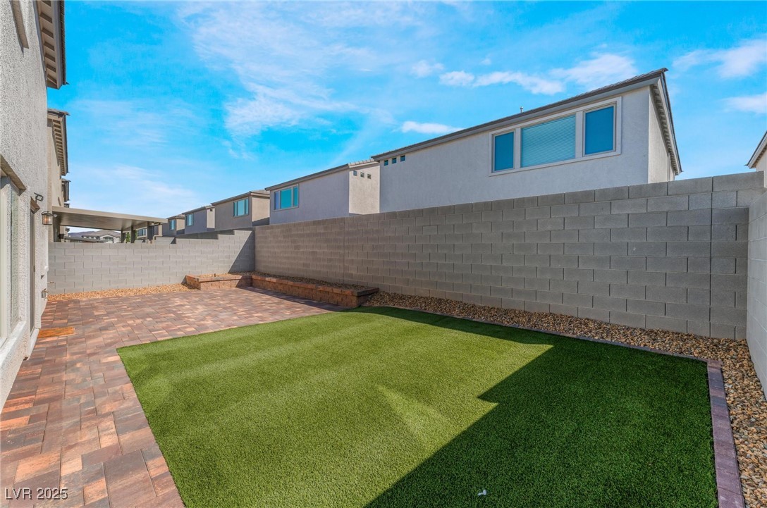 637 Soaring Wings Avenue Property Photo 35