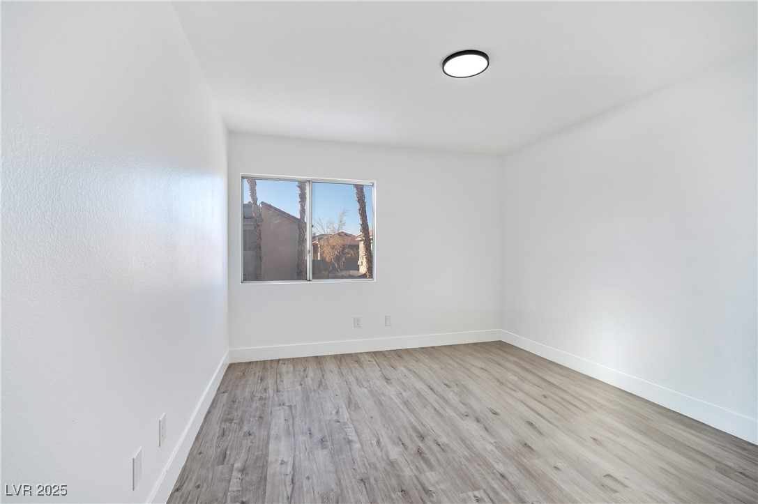 9541 Summersweet Court Property Photo 32