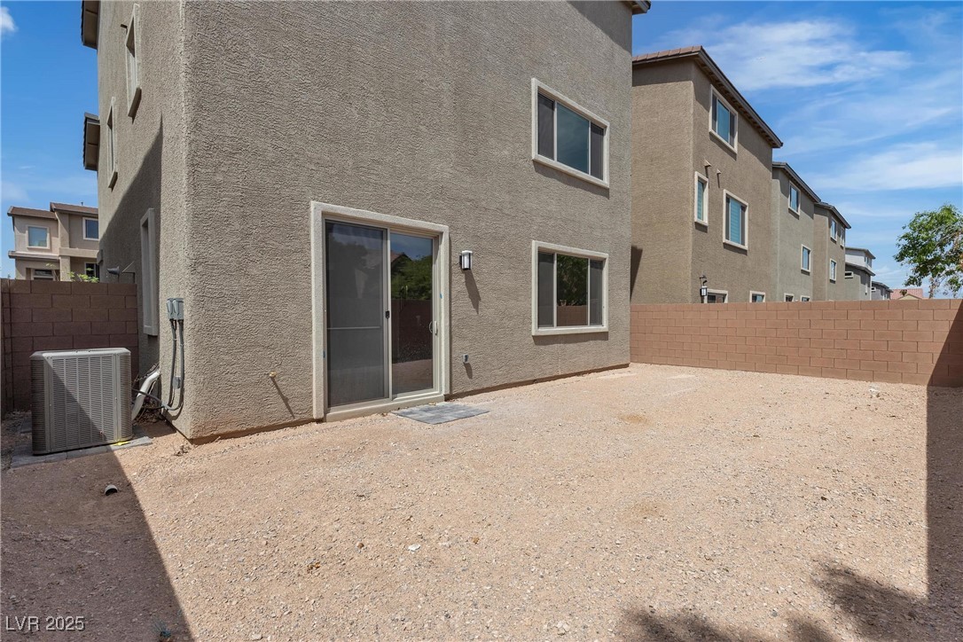 5678 Spring Trellis Street Property Photo 6