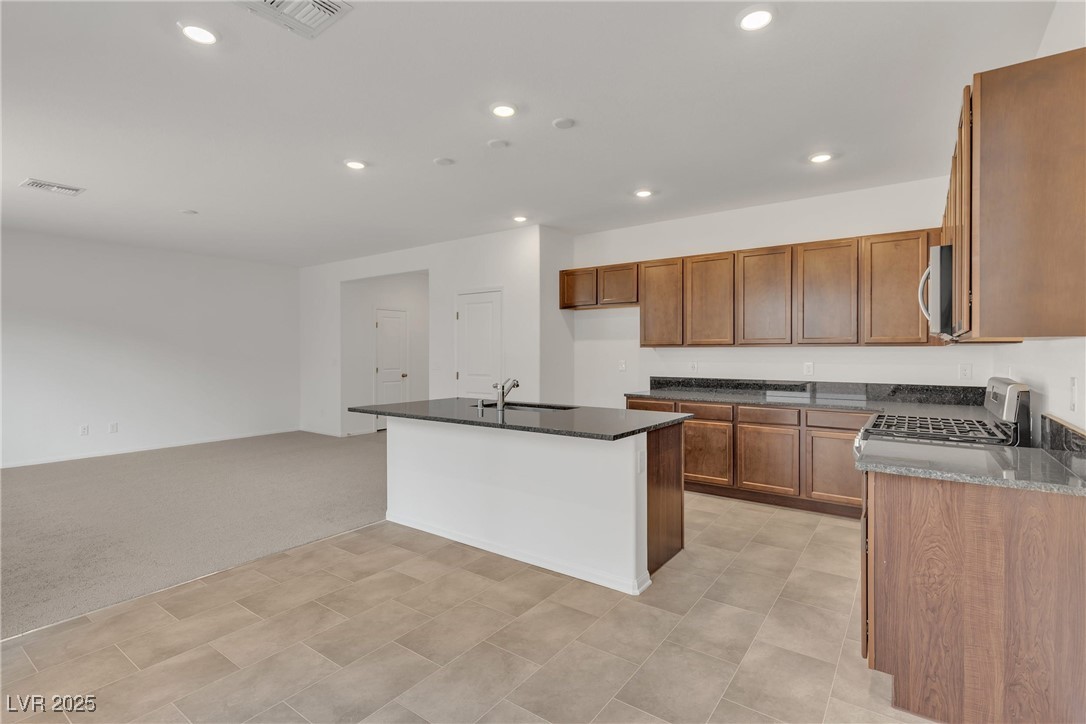 5678 Spring Trellis Street Property Photo 17