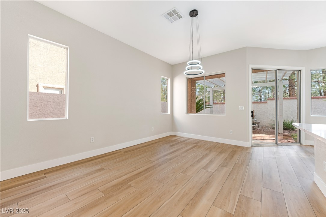 10017 Snow Crest Place Property Photo 12